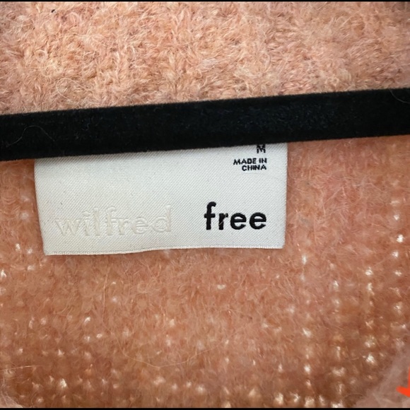 Wilfred Gwyneth sweater size Medium Like new - Picture 3 of 4